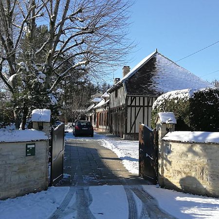 ホテル Domaine Du Carouge Lirey エクステリア 写真