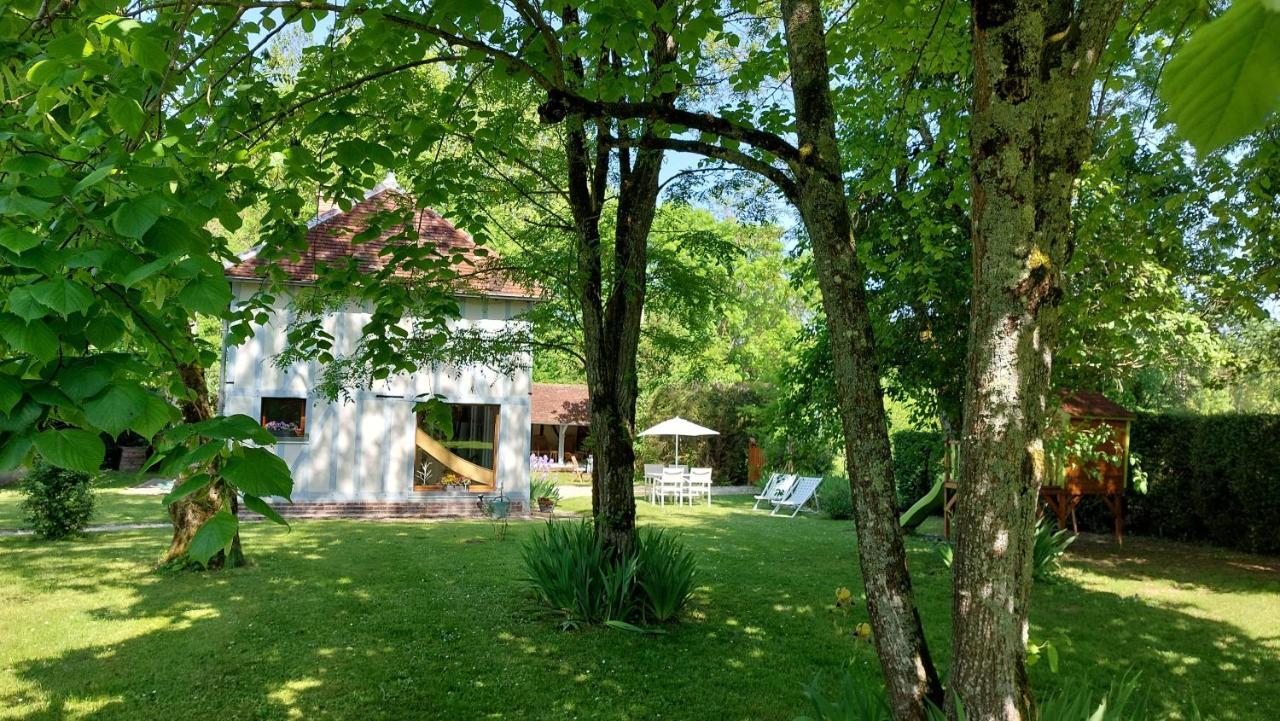 ホテル Domaine Du Carouge Lirey エクステリア 写真