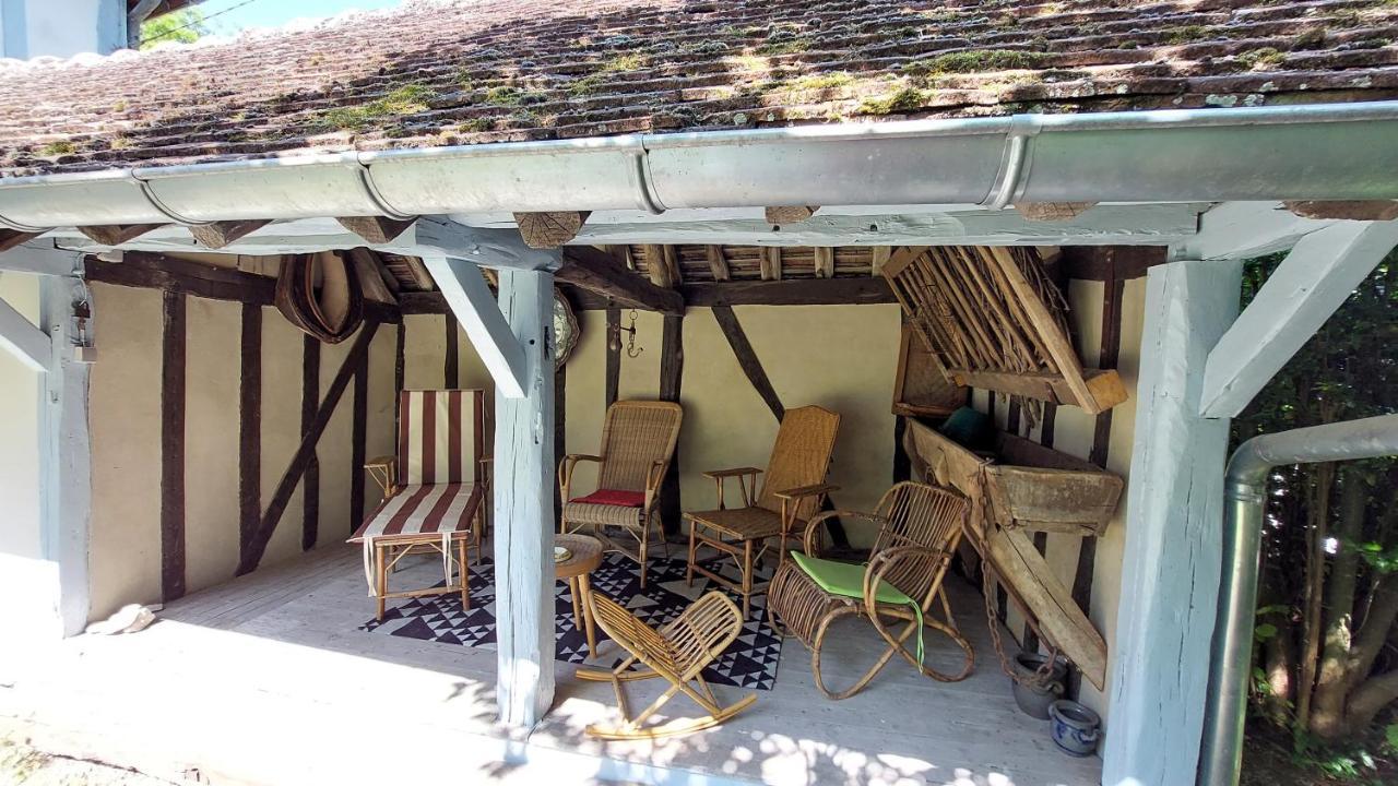 ホテル Domaine Du Carouge Lirey エクステリア 写真