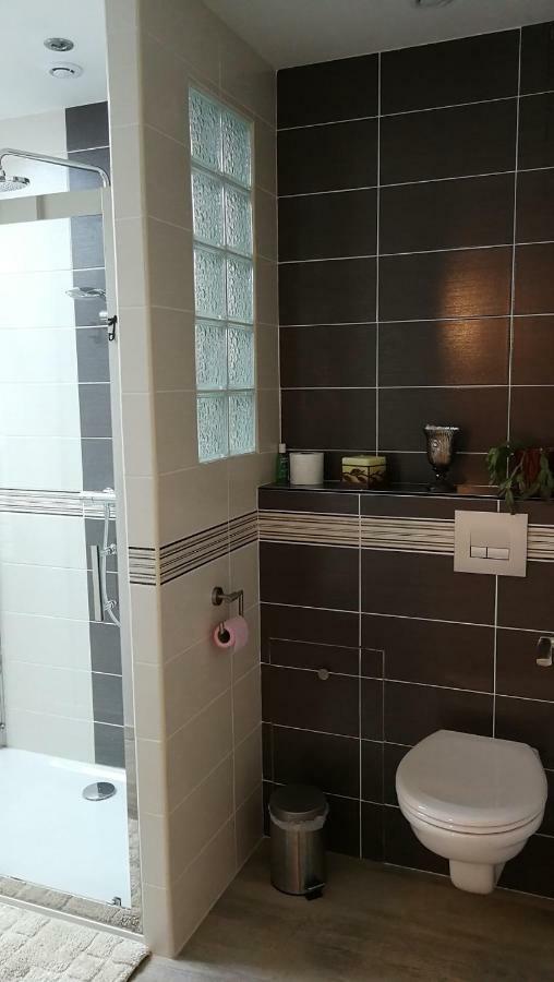 ホテル Domaine Du Carouge Lirey エクステリア 写真