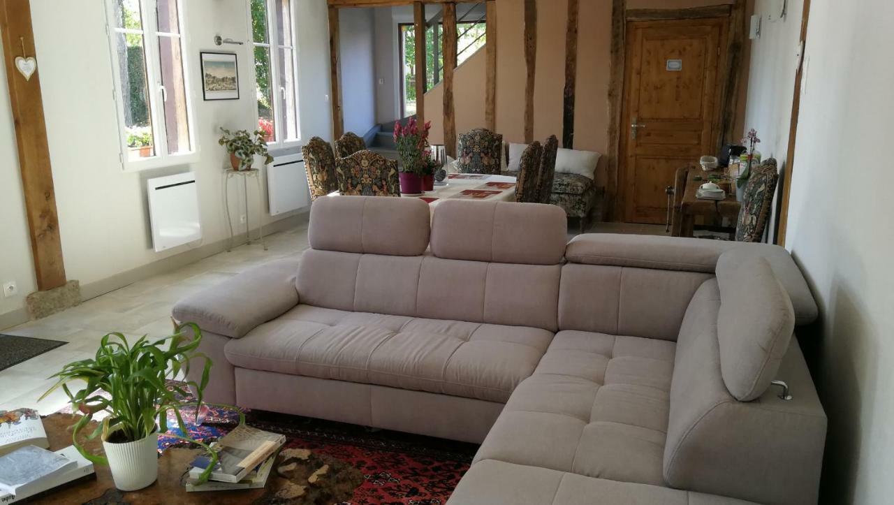 ホテル Domaine Du Carouge Lirey エクステリア 写真